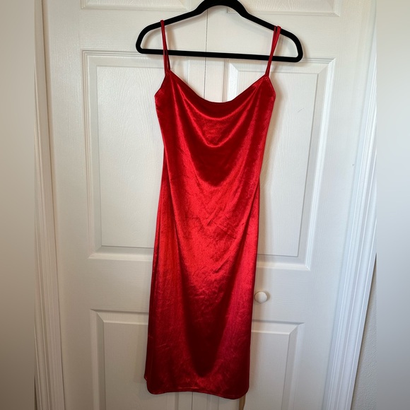Reformation Merel Velvet Dress in Red Sz.M - Picture 5 of 13